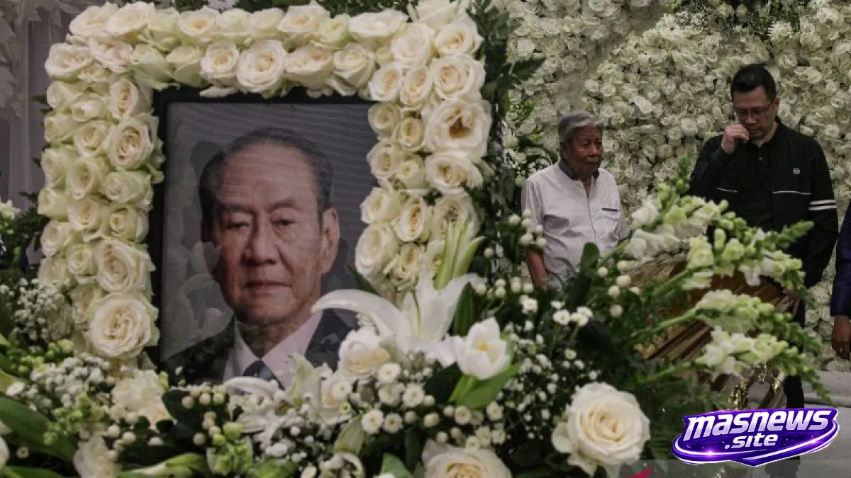 Pesta Gol 5-0! Cesc Fabregas Persembahkan Kemenangan Como untuk Mendiang Bambang Hartono