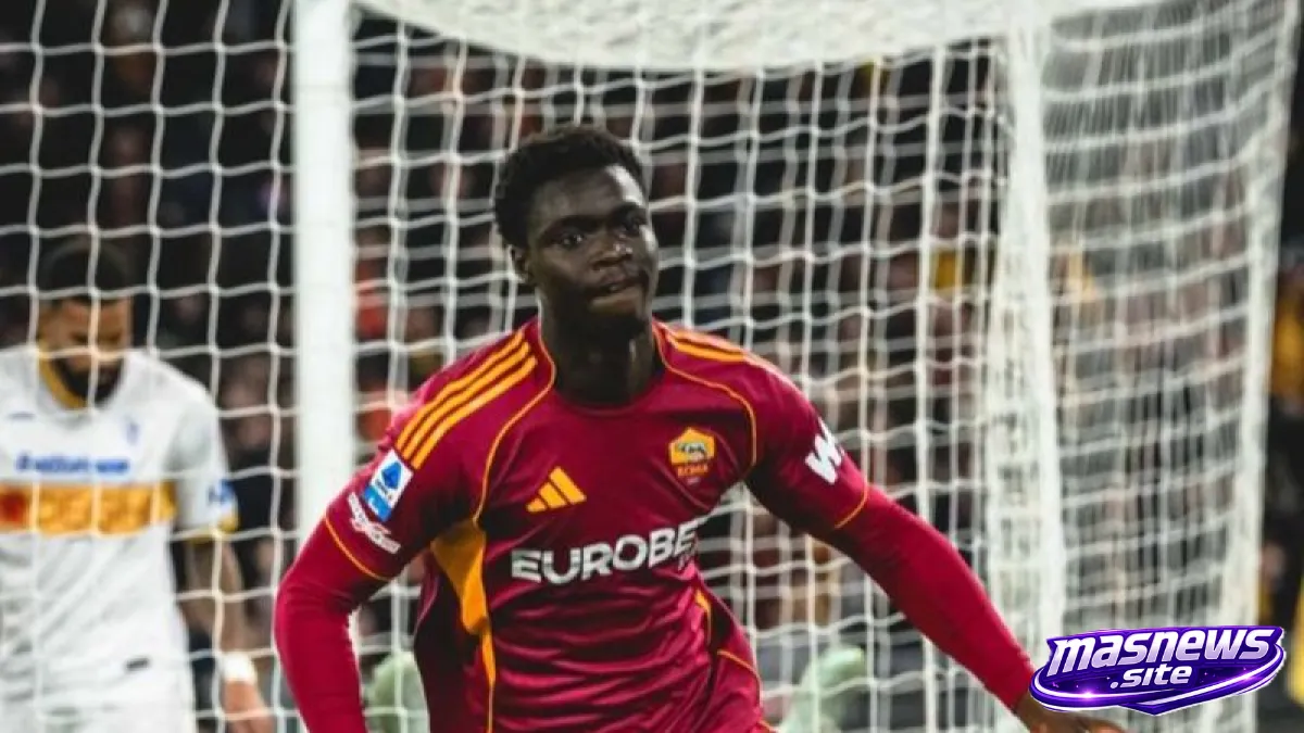 Roma Mengamuk! Robinio Vaz Jadi Pahlawan Pemutus Kutukan di Olimpico